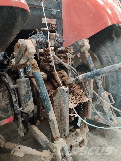 New Holland T7030 Traktorit