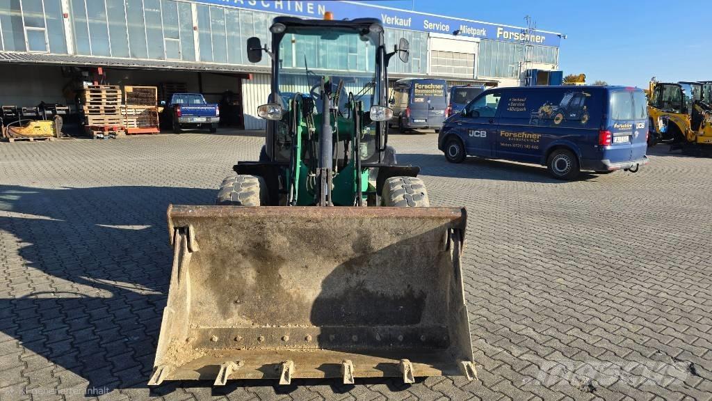 JCB 406 Pyöräkuormaajat