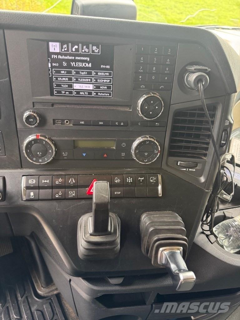 Mercedes-Benz 2653 L Nosturiautot