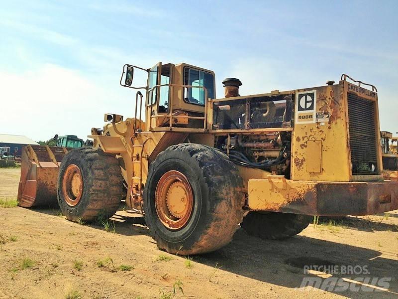 CAT 988 B Pyöräkuormaajat