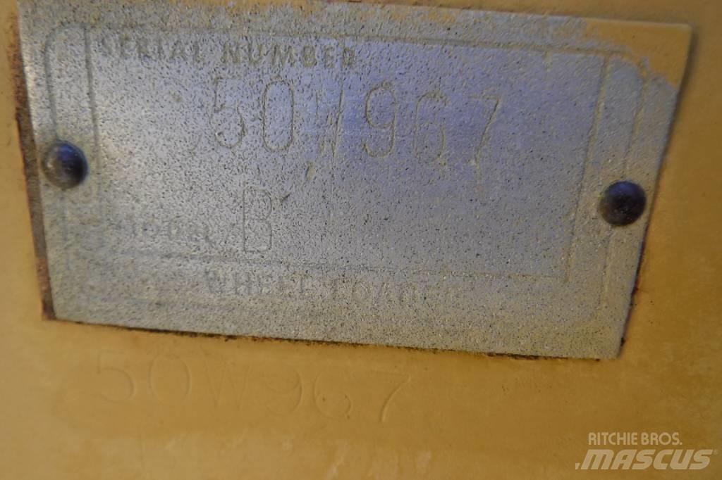 CAT 988 B Pyöräkuormaajat