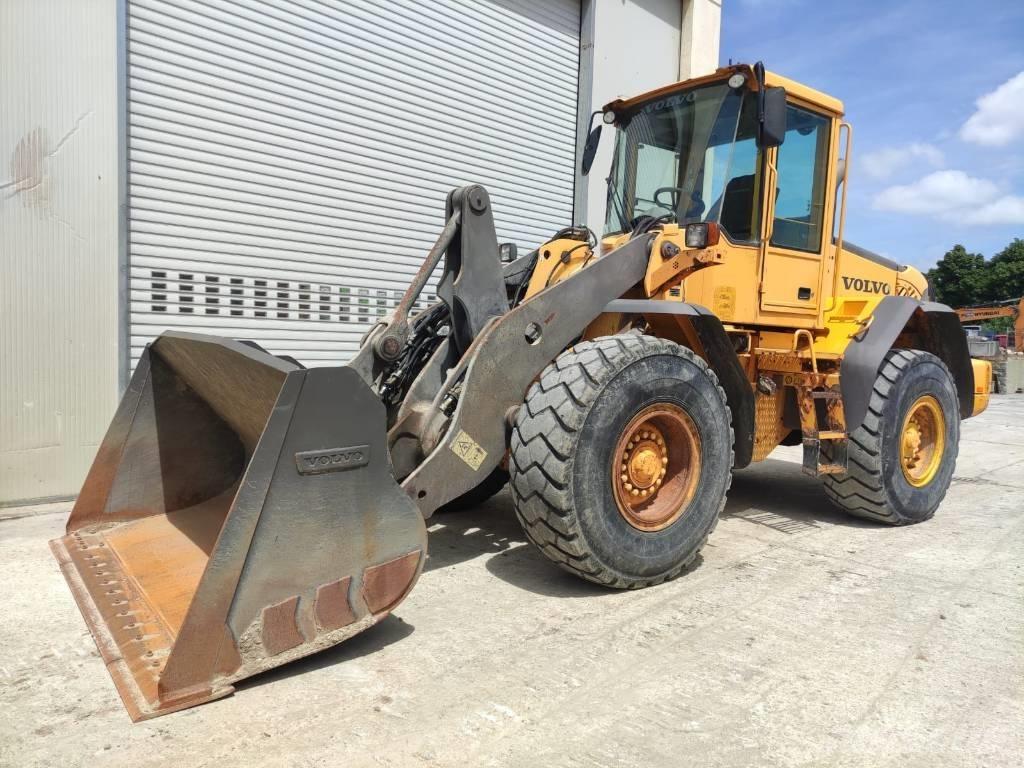 Volvo L 90 E Pyöräkuormaajat