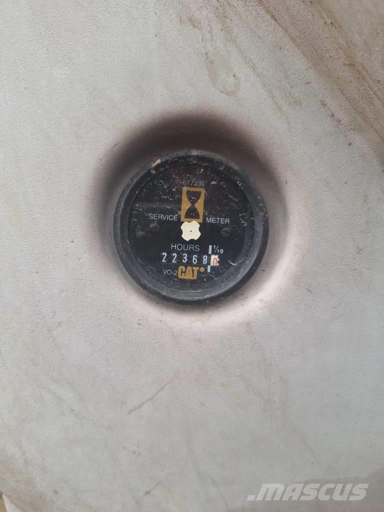 CAT 317 Telakaivukoneet