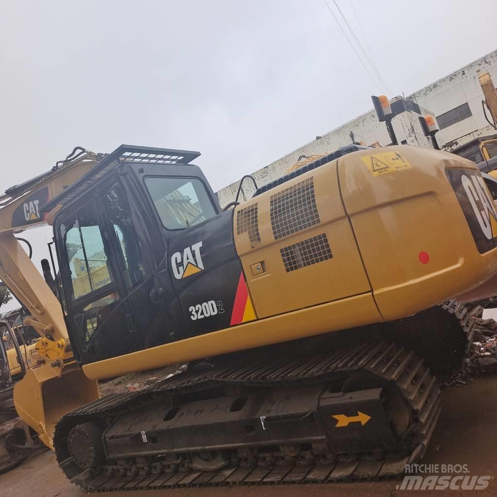 CAT 320 D Telakaivukoneet