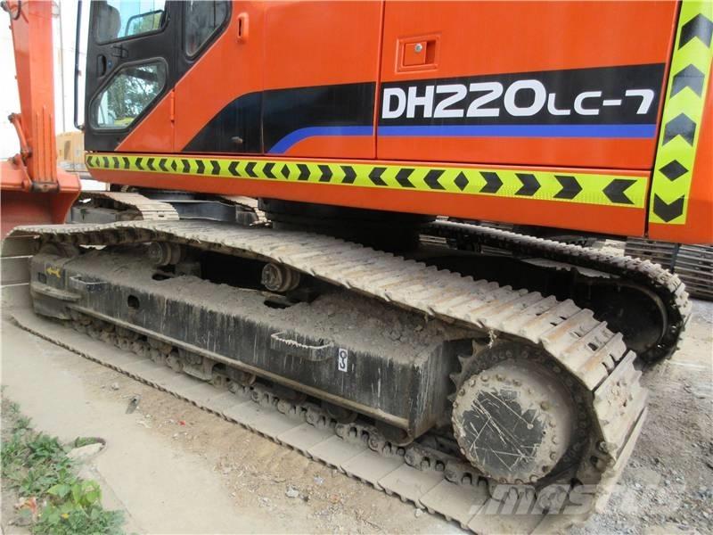 Doosan DX 220 LC-9 Telakaivukoneet