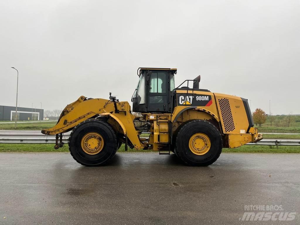 CAT 980M Pyöräkuormaajat
