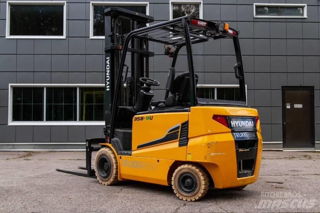 Hyundai 35B-9U Sähkötrukit
