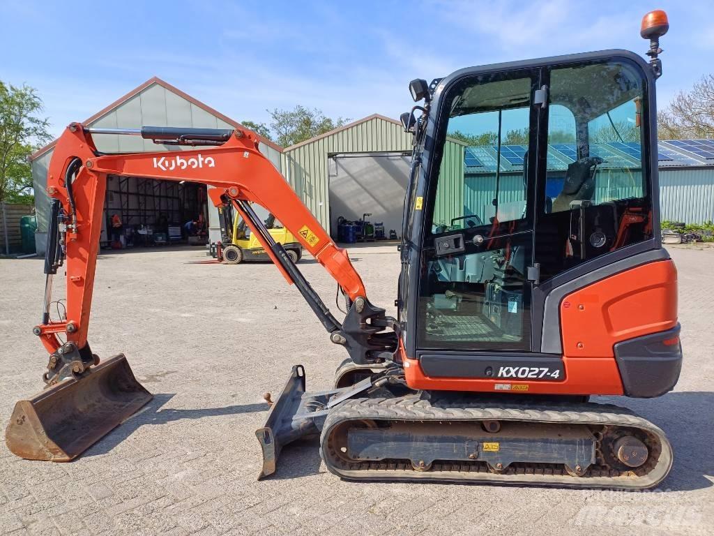 Kubota KX027-4 Minikaivukoneet < 7t