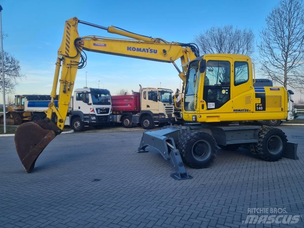 Komatsu PW 140-7 Pyöräkaivukoneet