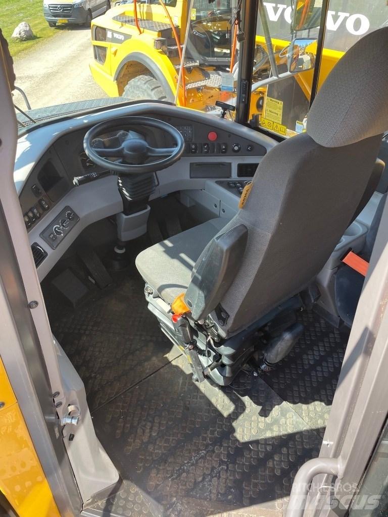 Volvo A30G Dumpperit