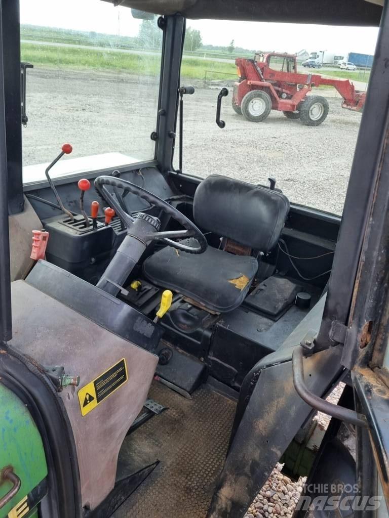 John Deere 3050 Traktorit