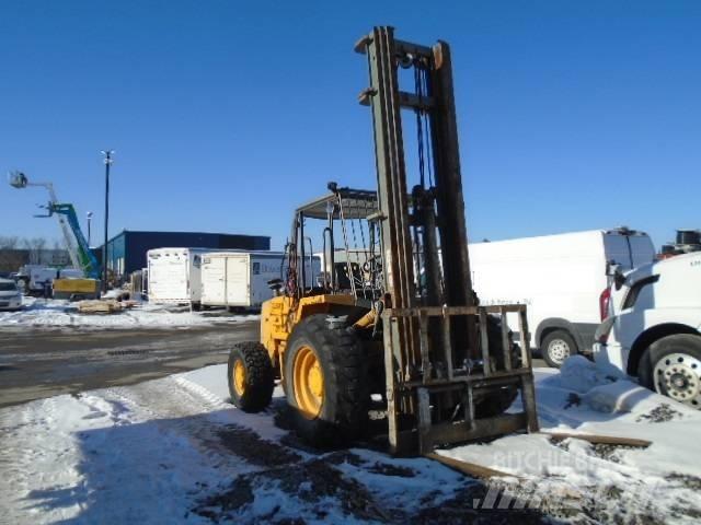 JCB 940 Maastotrukit
