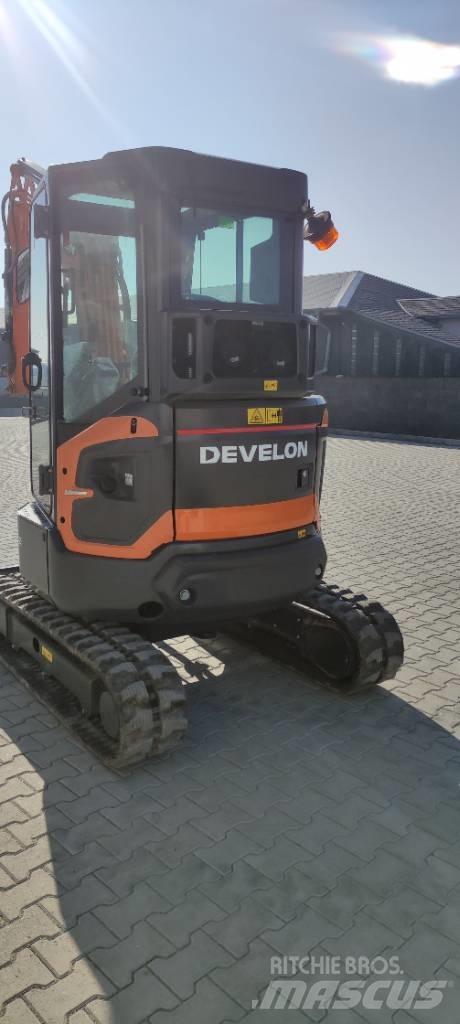 Develon DX 27 Z-7 Minikaivukoneet < 7t