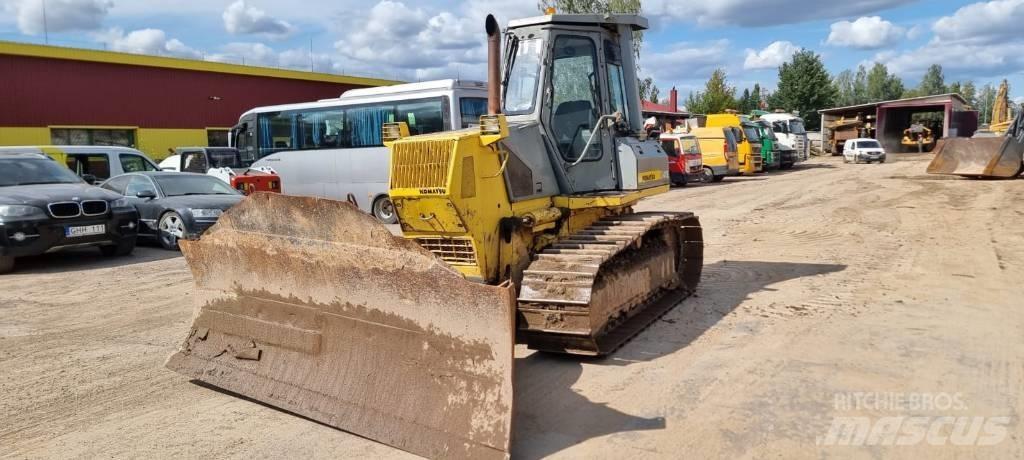 Komatsu D 41 E-6 Telaketjupuskutraktorit