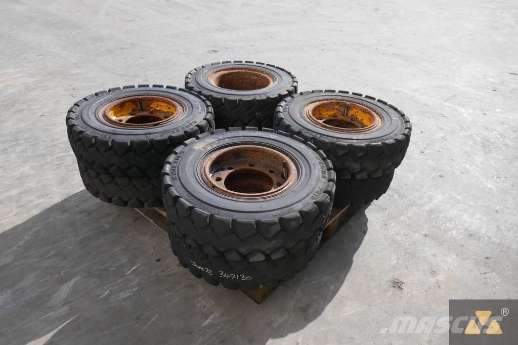 Kenda 7.50-15 Renkaat ja vanteet