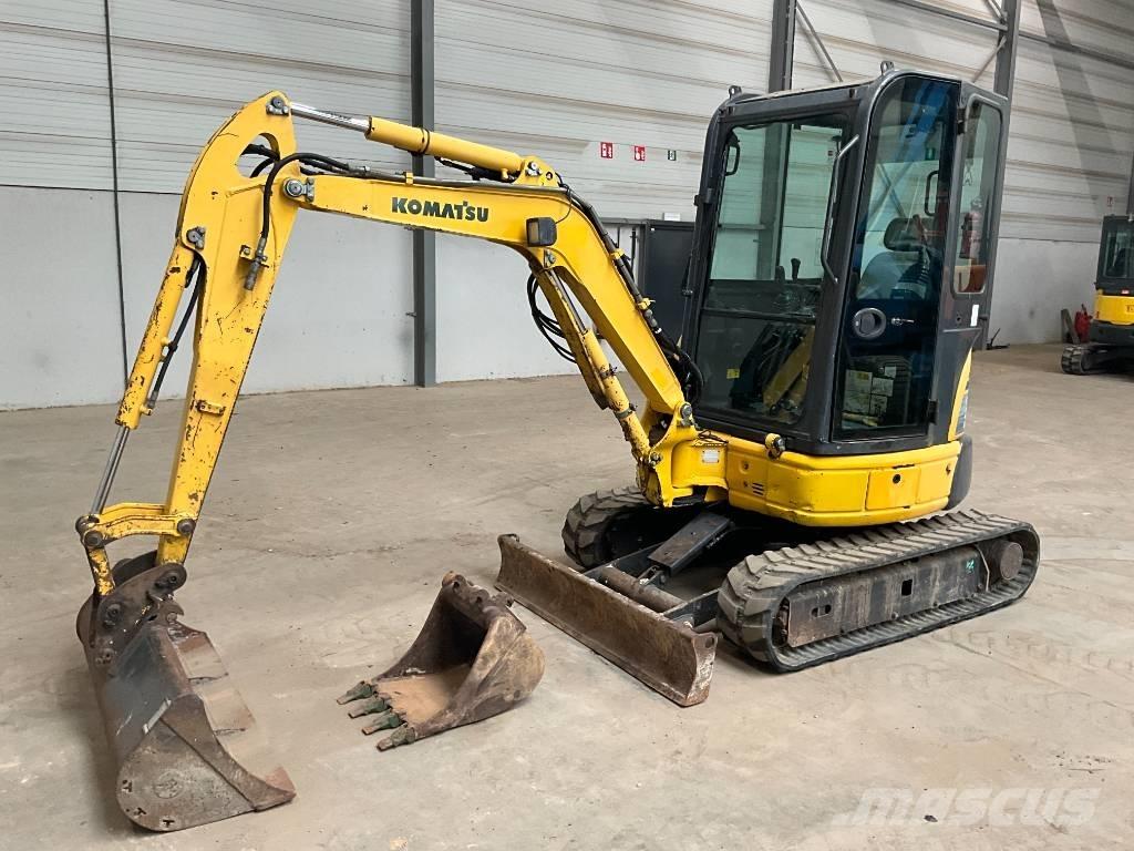 Komatsu PC 26 MR-3 Minikaivukoneet < 7t