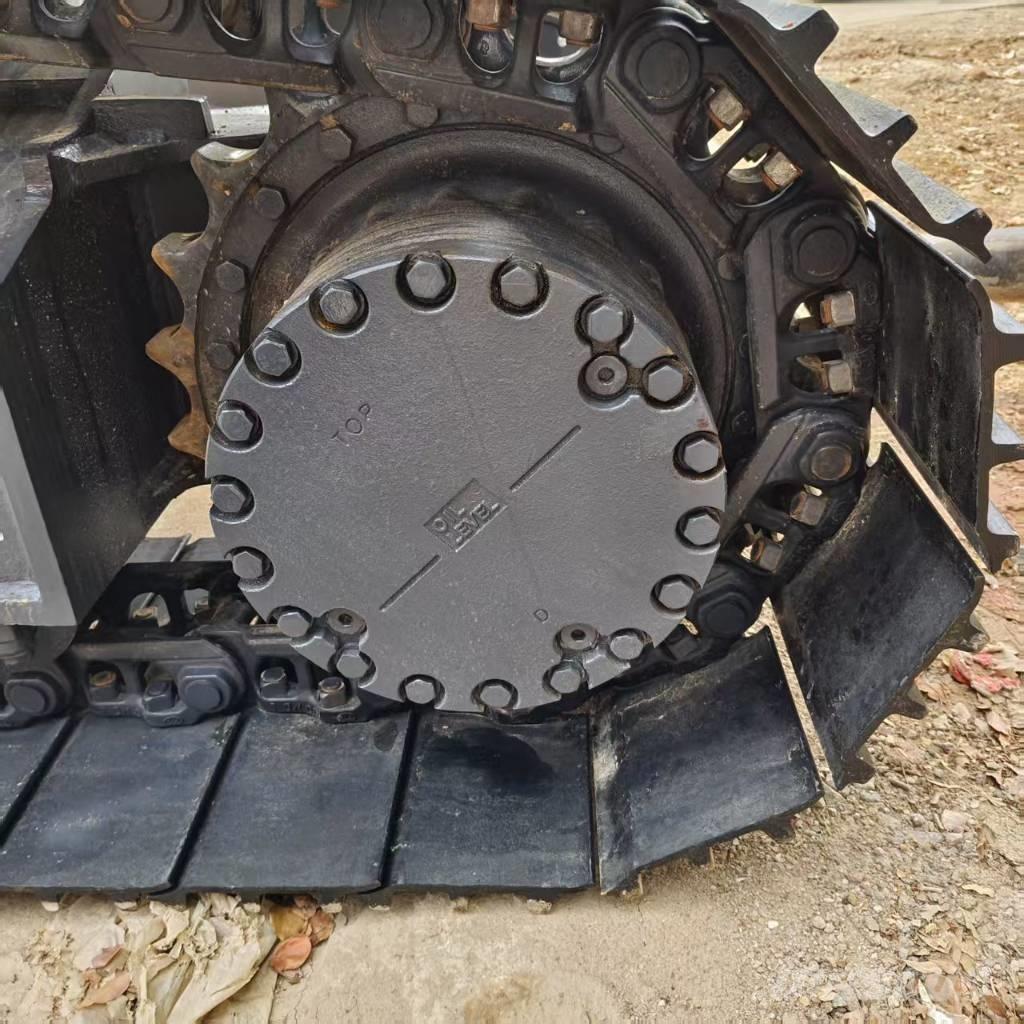 Komatsu PC 200 Telakaivukoneet