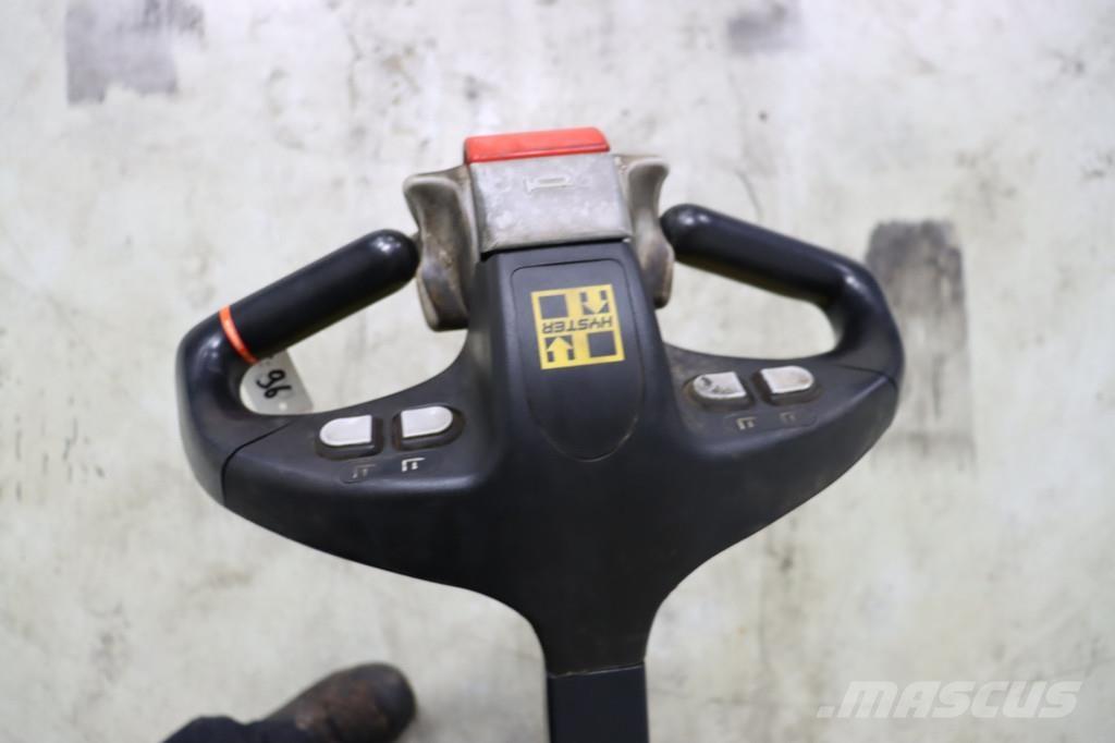 Hyster P1.8 Lavansiirtotrukit