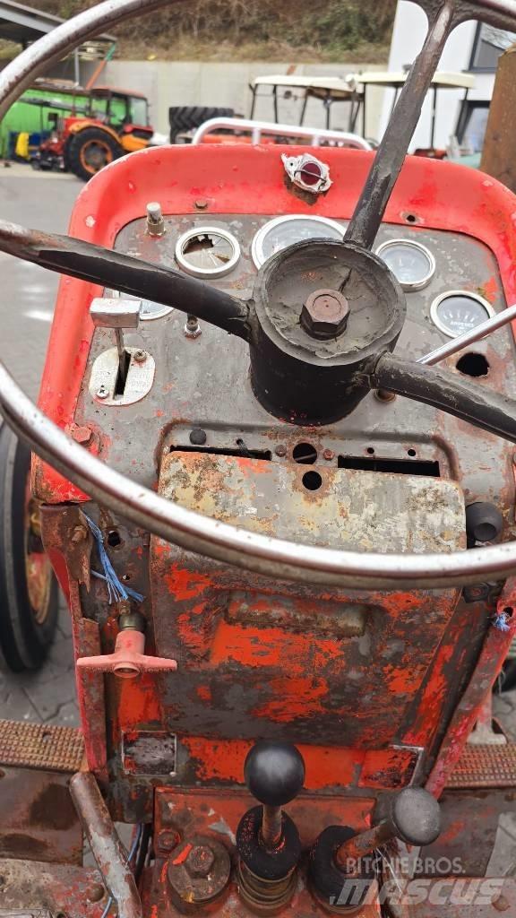 Massey Ferguson 175 Traktorit