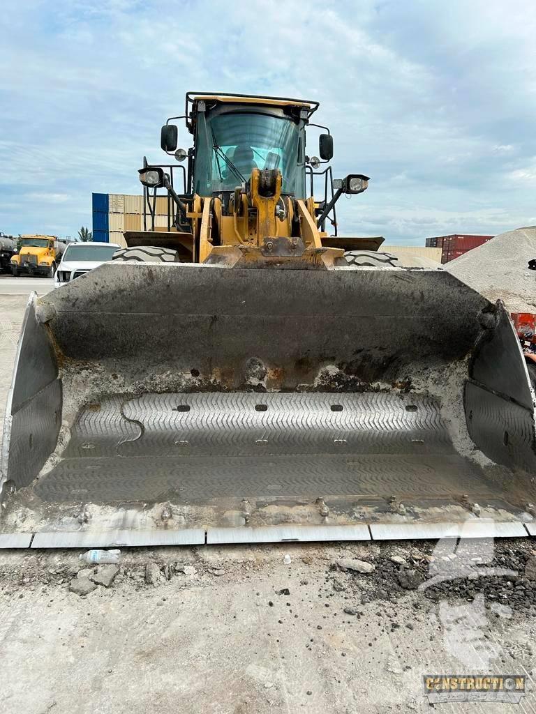 CAT 966 K Pyöräkuormaajat