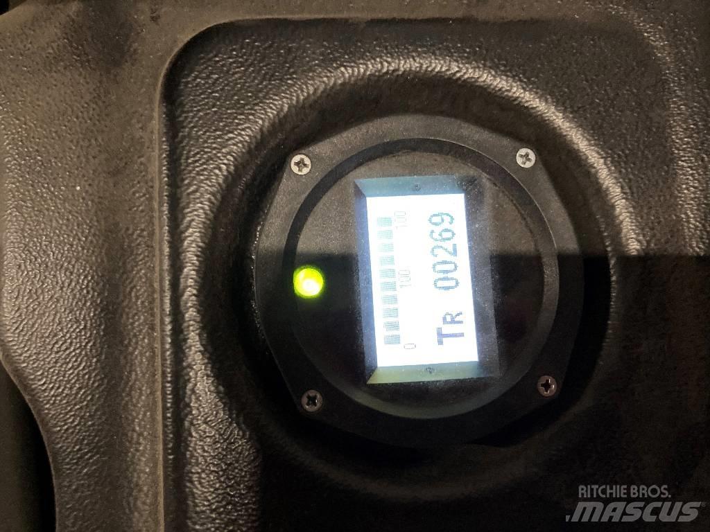 Hyster S1.2C Käyden ajettavat pinoamistrukit