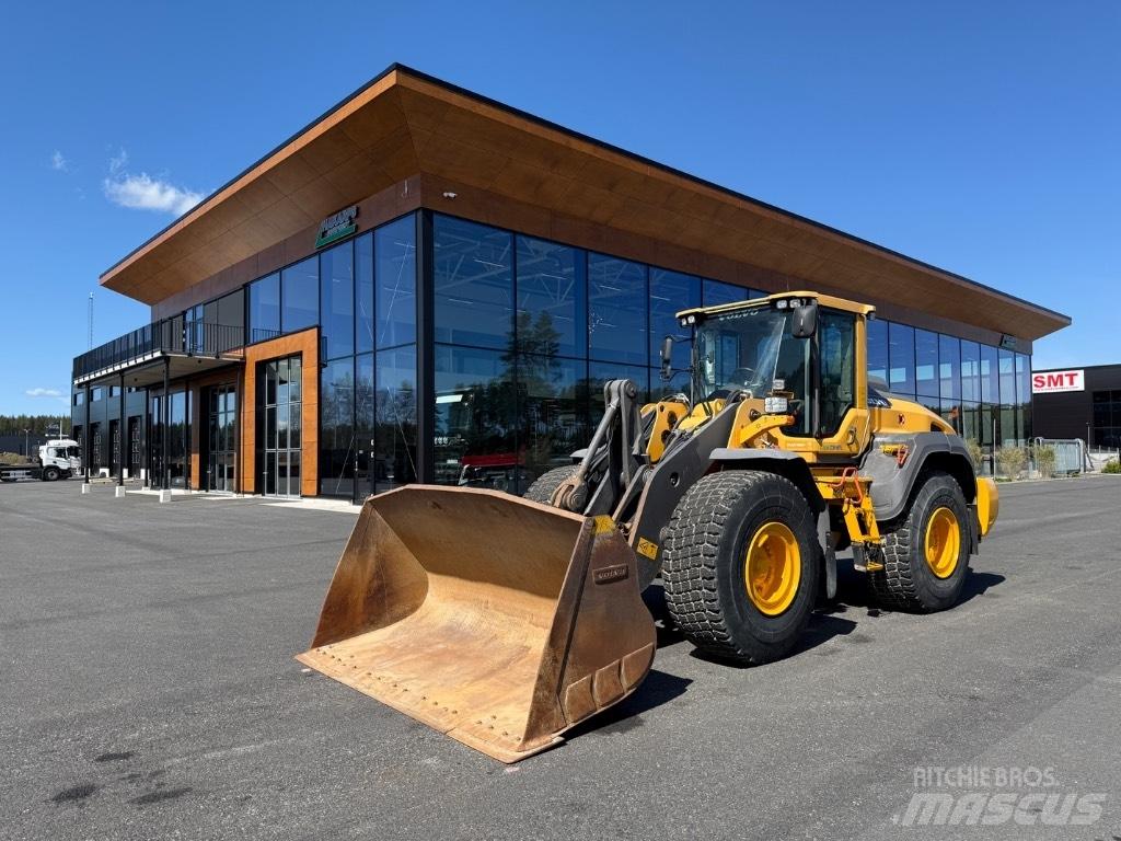 Volvo L120H Pyöräkuormaajat