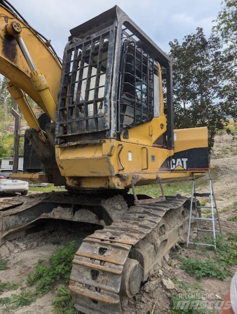 CAT 322 C Telakaivukoneet