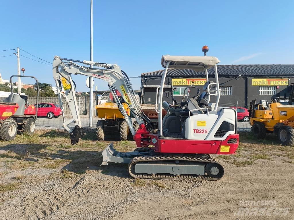 Takeuchi TB 225 Minikaivukoneet < 7t
