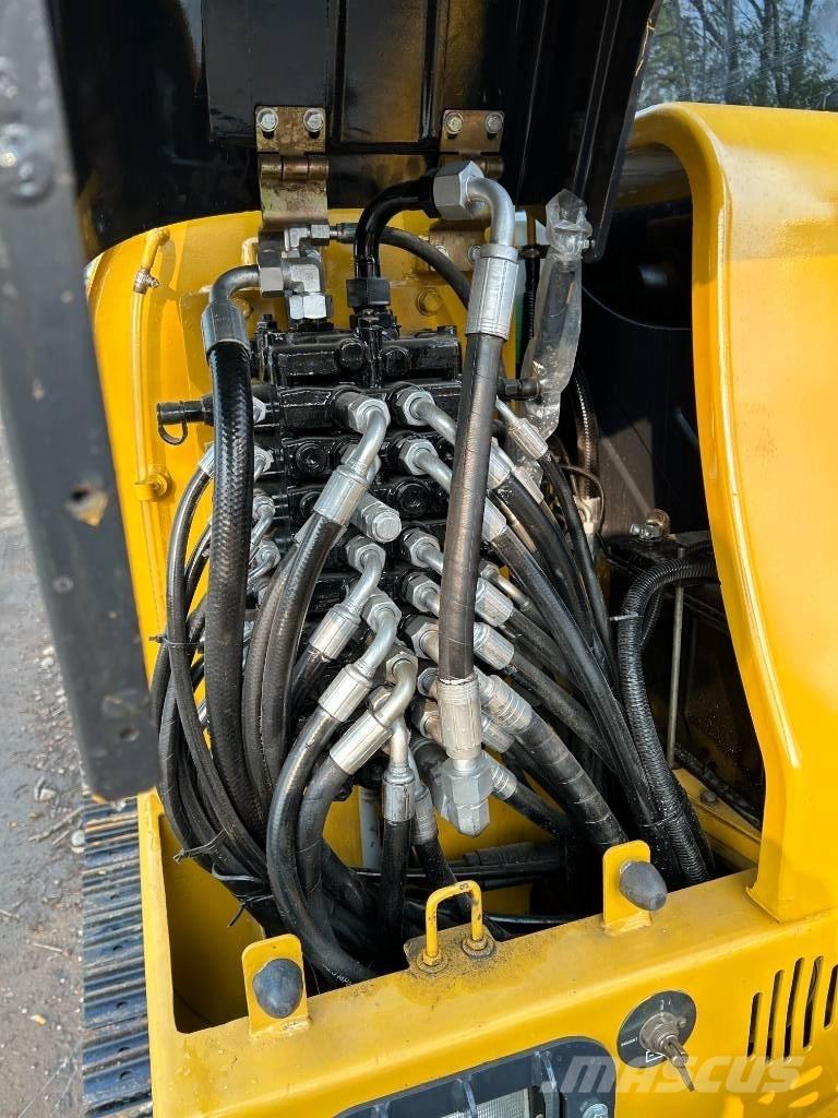 XCMG XE 60 D Minikaivukoneet < 7t