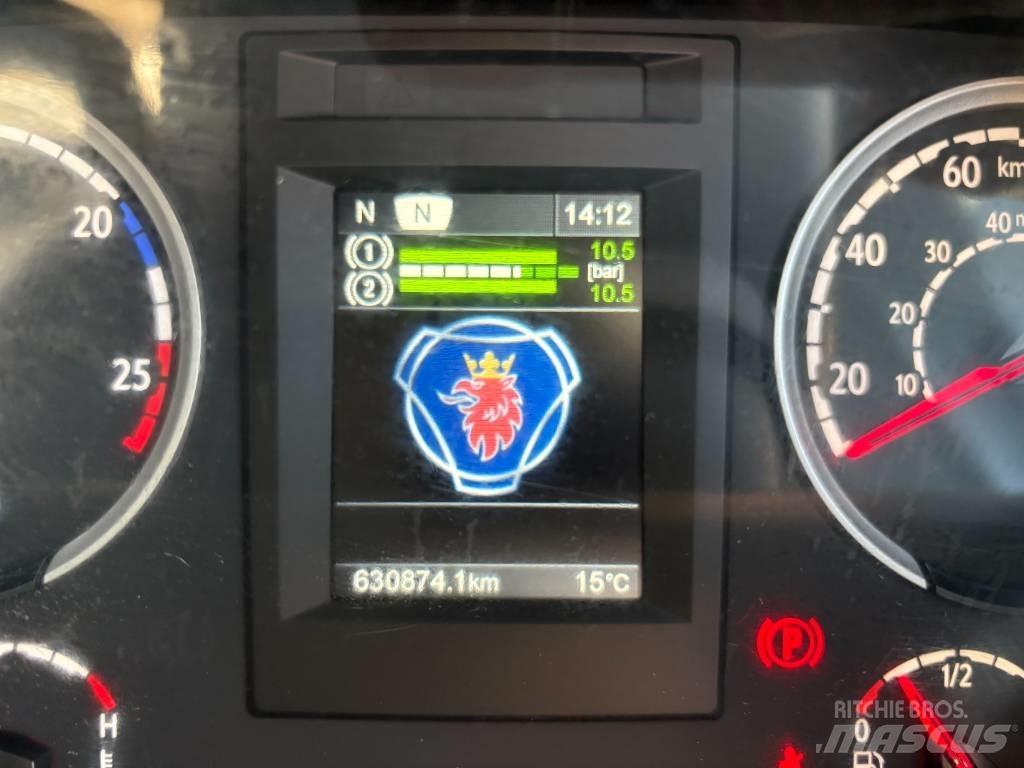 Scania R 440 Nosturiautot