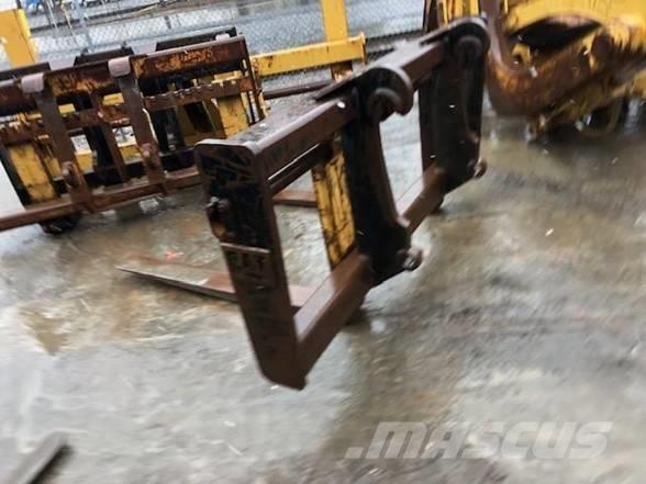 CAT IT 38 G Trukkihaarukat