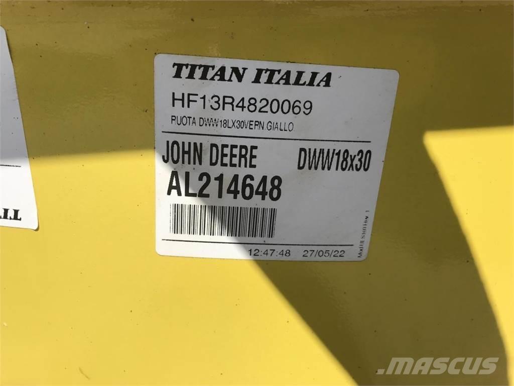 John Deere 18x30 Renkaat ja vanteet