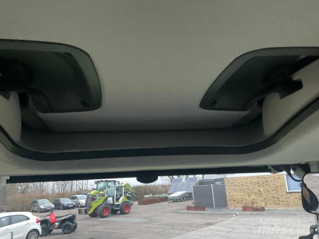 CLAAS ARION 450 Traktorit