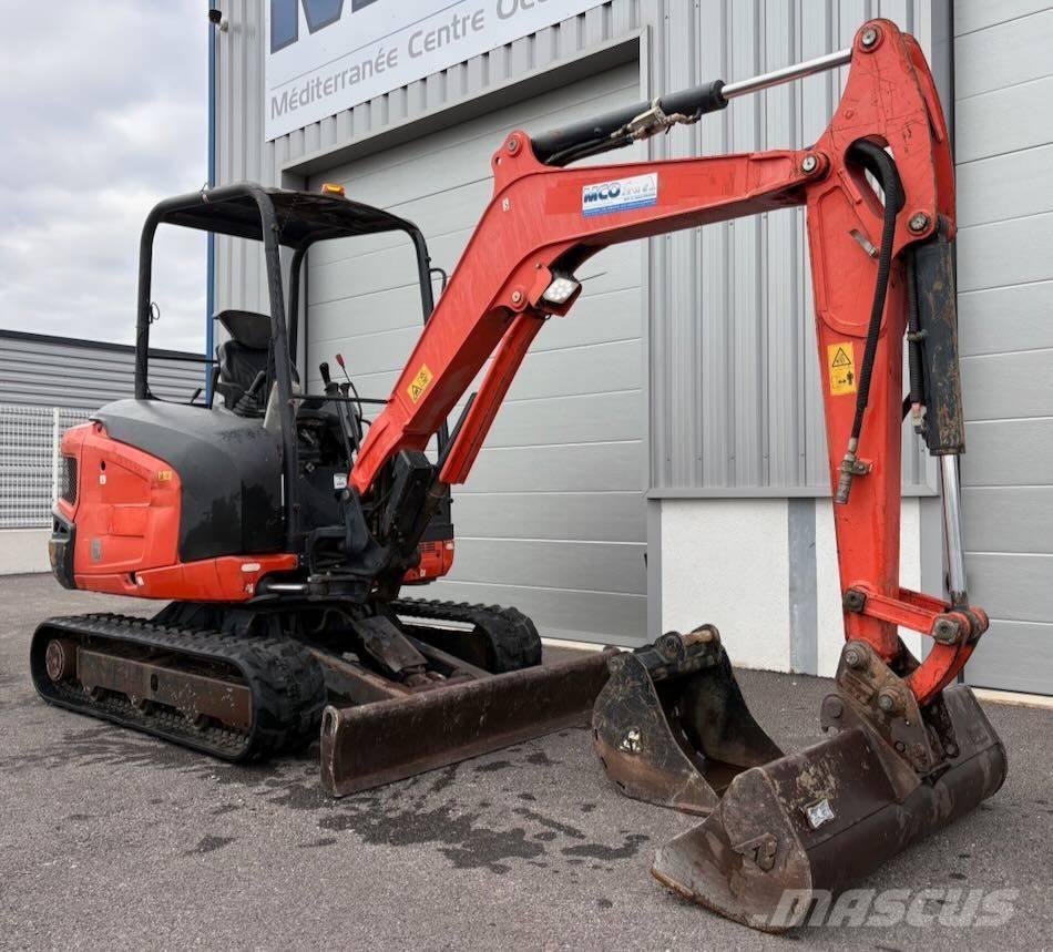 Kubota KX 030-4 Minikaivukoneet < 7t
