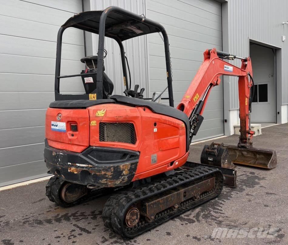 Kubota KX 030-4 Minikaivukoneet < 7t