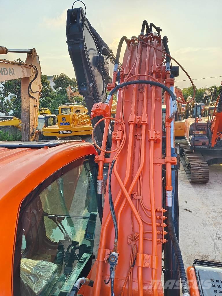 Doosan DX 225 LC-9C Telakaivukoneet