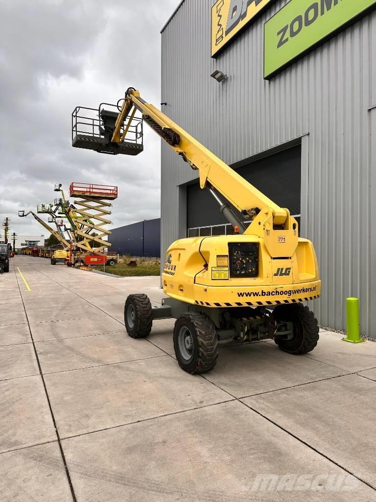 JLG 460 SJ Teleskooppipuominostimet
