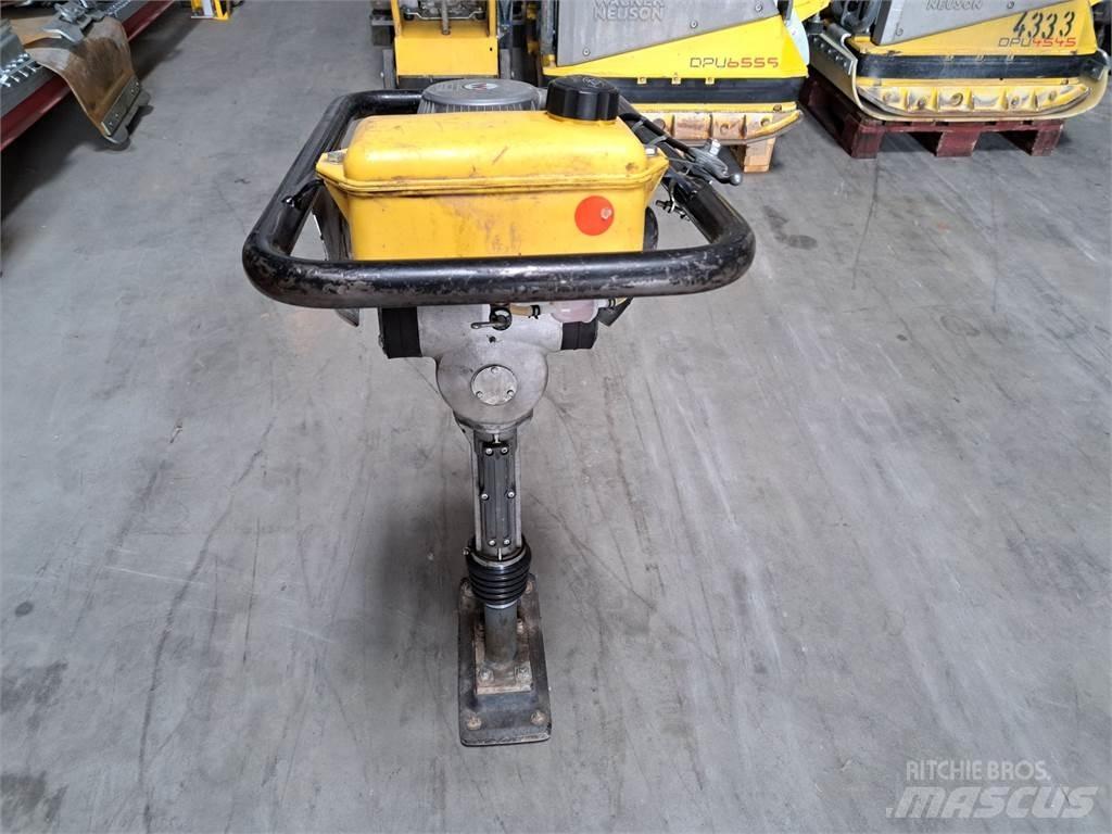 Wacker Neuson BS30 Täryvasarat
