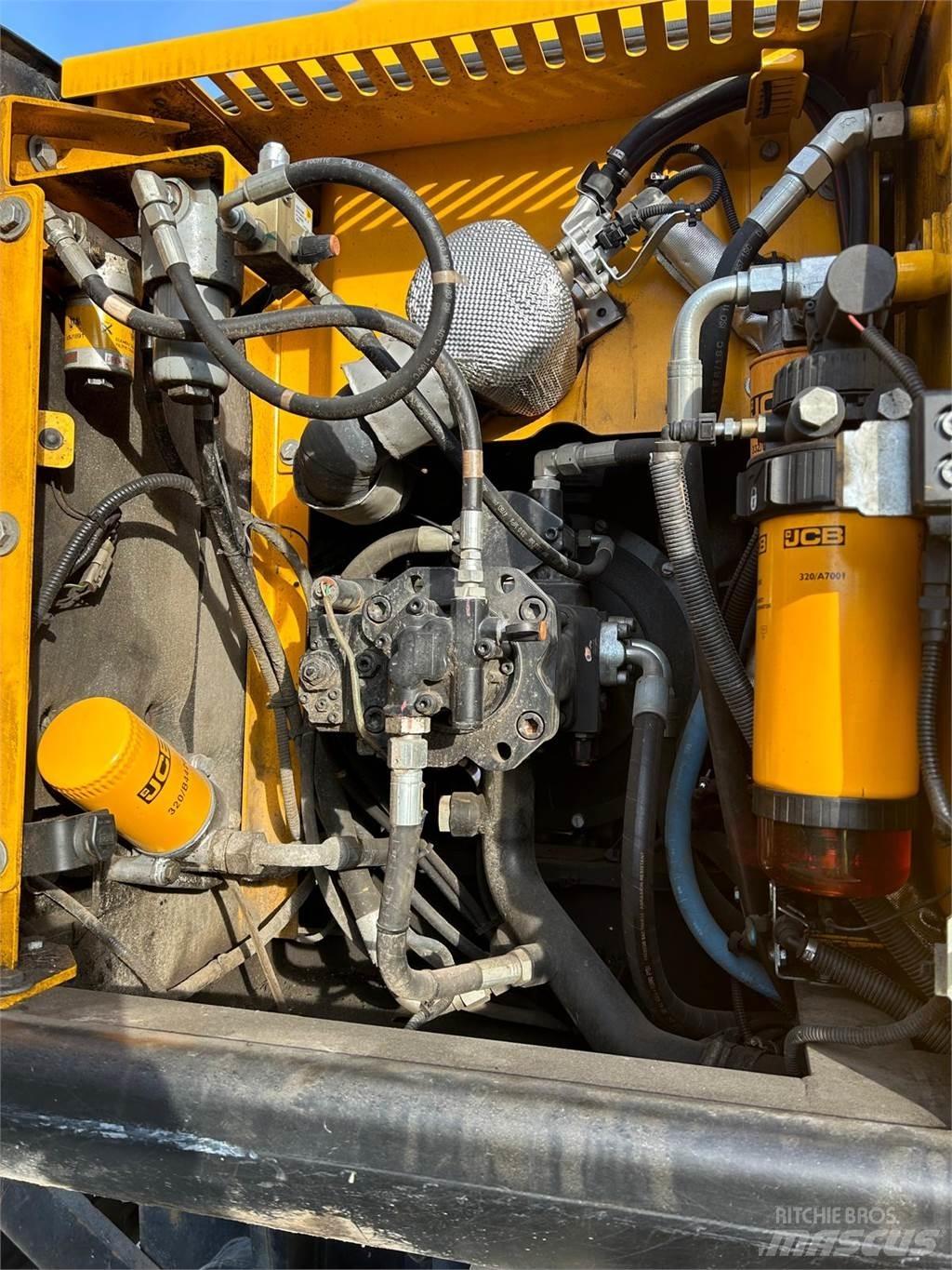 JCB JS175WMT4F Pyöräkaivukoneet