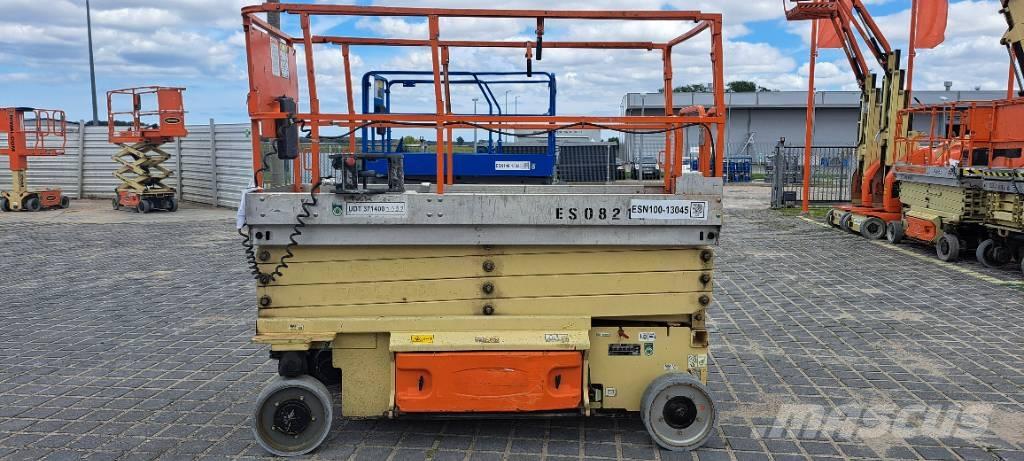 JLG 2646ES Saksilavat