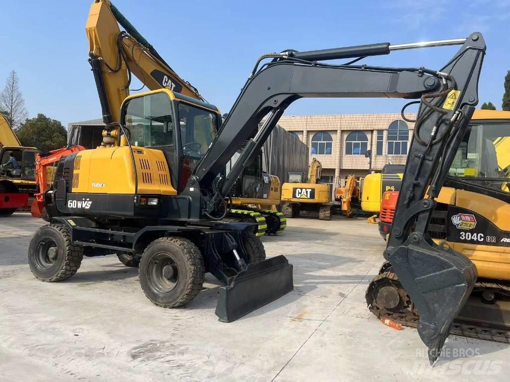 Hyundai R60W-9 Pyöräkaivukoneet