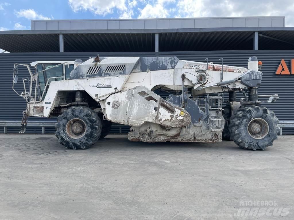 Wirtgen WR 240I Asfaltin uusiokäyttölaitteet