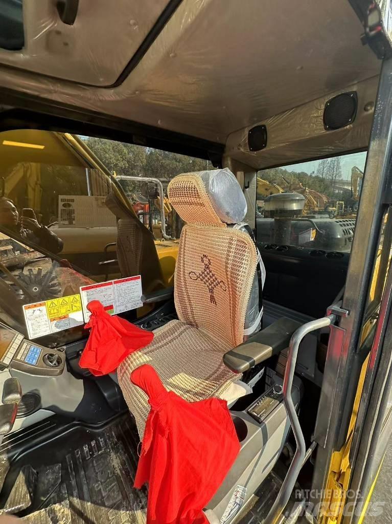 Komatsu PC 200 Telakaivukoneet