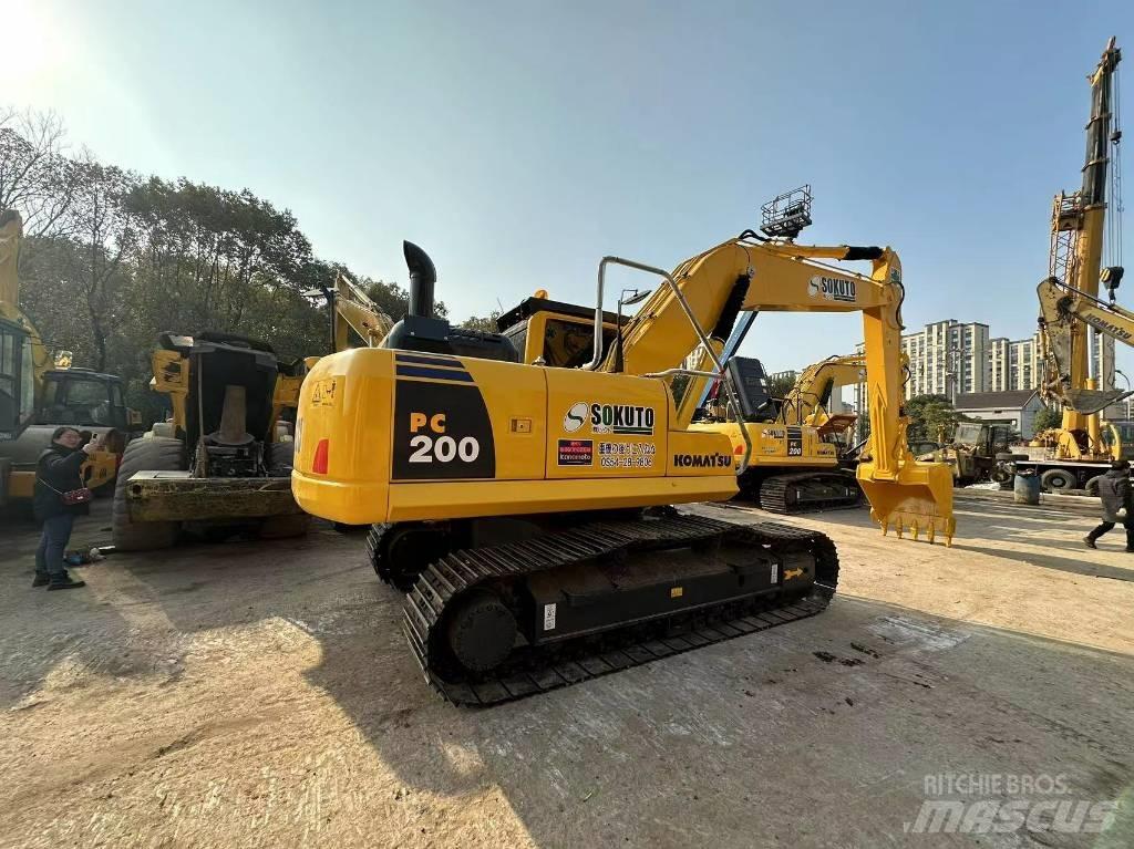 Komatsu PC 200 Telakaivukoneet