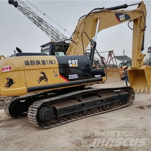 CAT 325DL Telakaivukoneet
