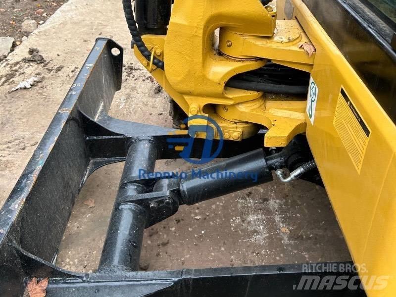 CAT 303.5 E Minikaivukoneet < 7t