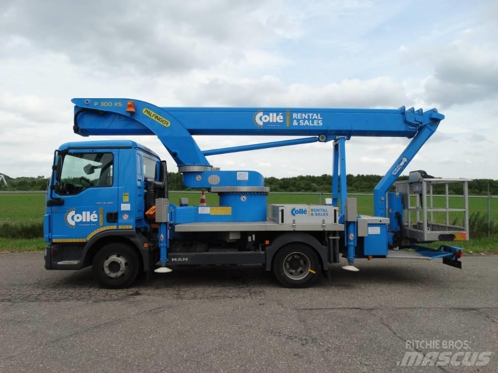 Palfinger P 300 KS Nostolava-autot