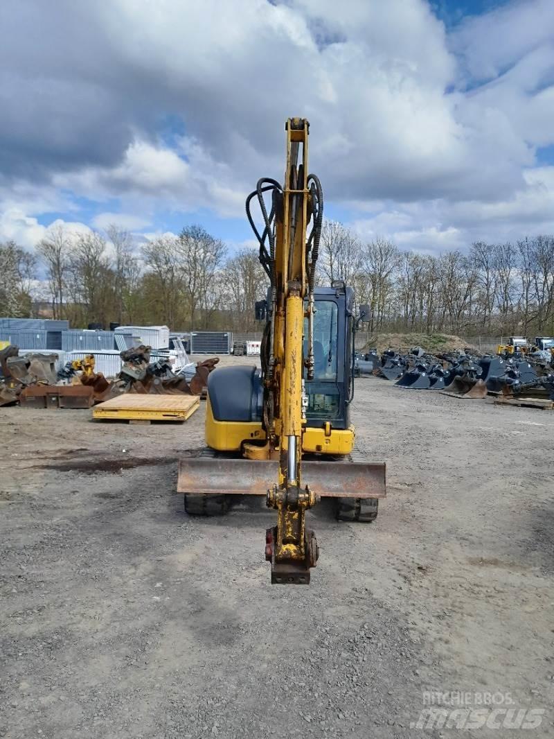 Komatsu PC55MR-3 Minikaivukoneet < 7t