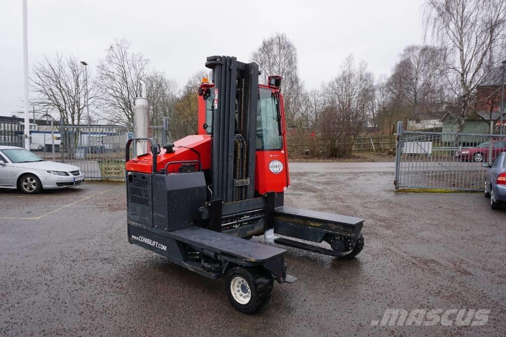 Combilift C4000 Nelitietrukit