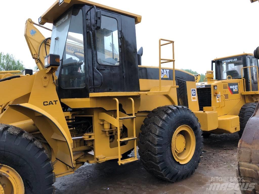 CAT 966 Pyöräkuormaajat